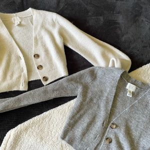 Cropped cream sweater !